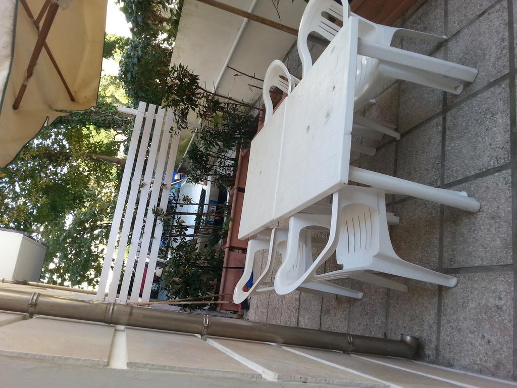 Residence Nocchiero Riccione Exterior foto