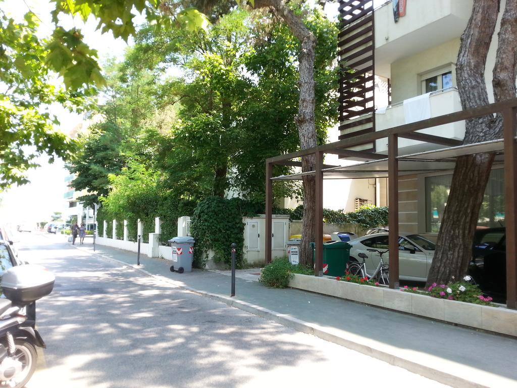 Residence Nocchiero Riccione Exterior foto